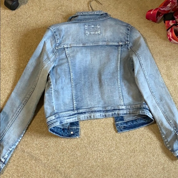 Jean jacket - Picture 2 of 6